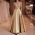 Elegantes ärmelloses Ballkleid