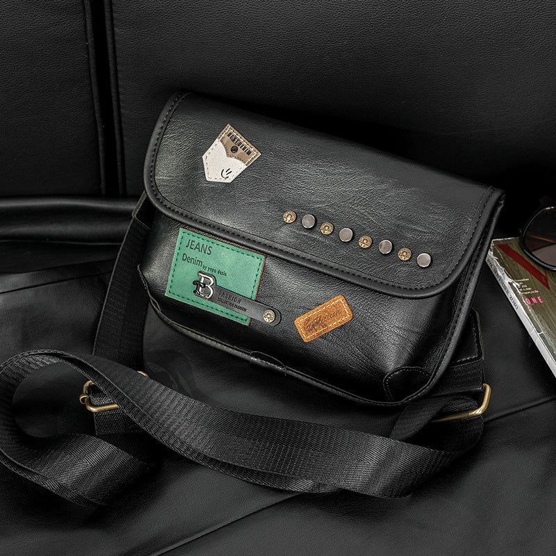 Brusttasche mit Abzeichen – Bild 8 | LuxeStyle