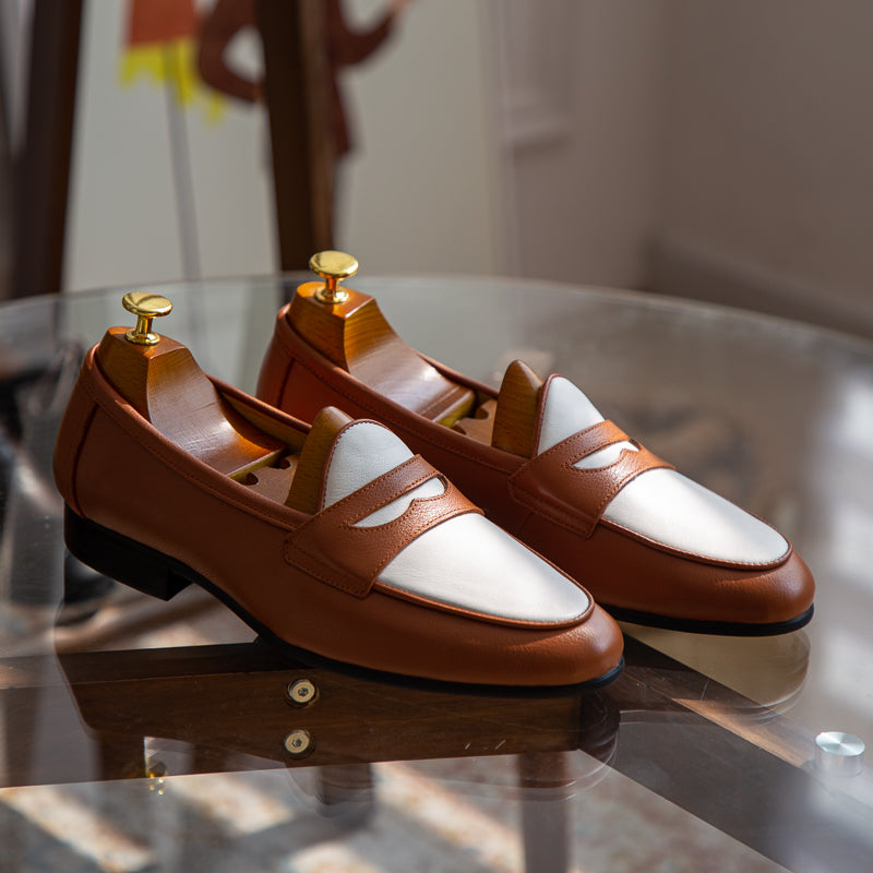 Champagnerfarbene Casual-Schuhe aus Nubukleder – Bild 7 | LuxeStyle