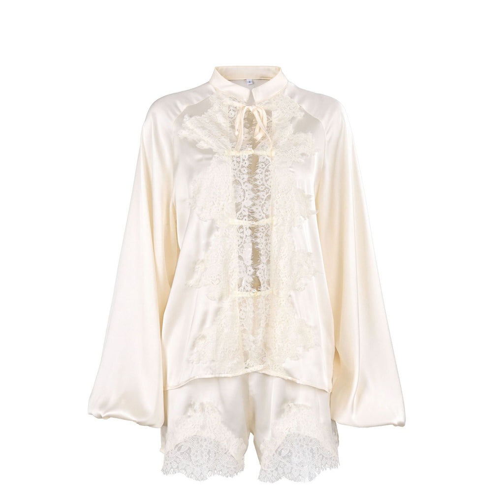 Pyjama-Set aus Eisseide mit Spitze