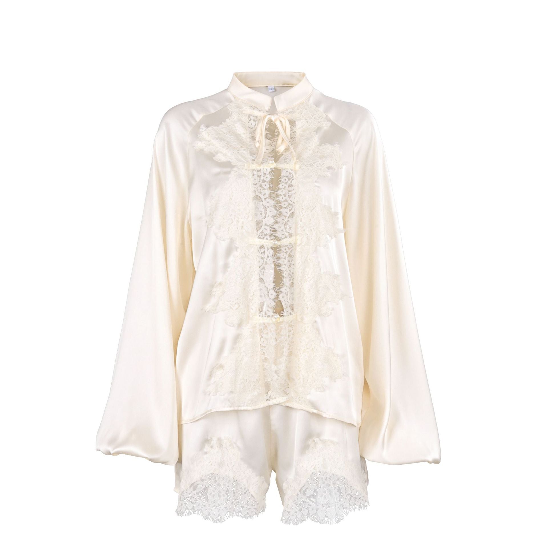 Pyjama-Set aus Eisseide mit Spitze