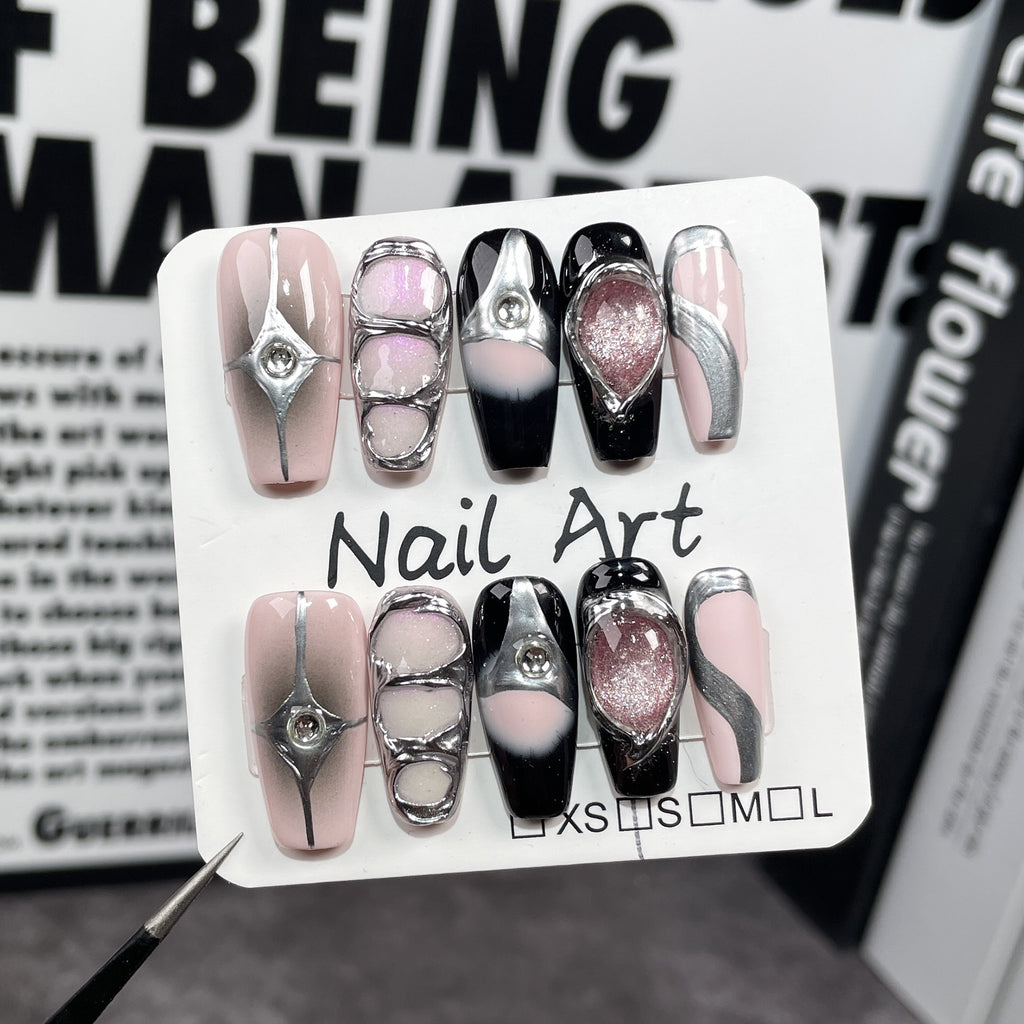 Handgemachte Nagelspitzen (mittel)