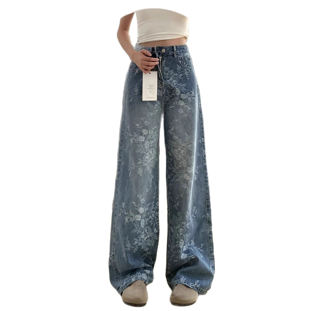 Weit geschnittene, geradlinige Hosen im Retro-Stil