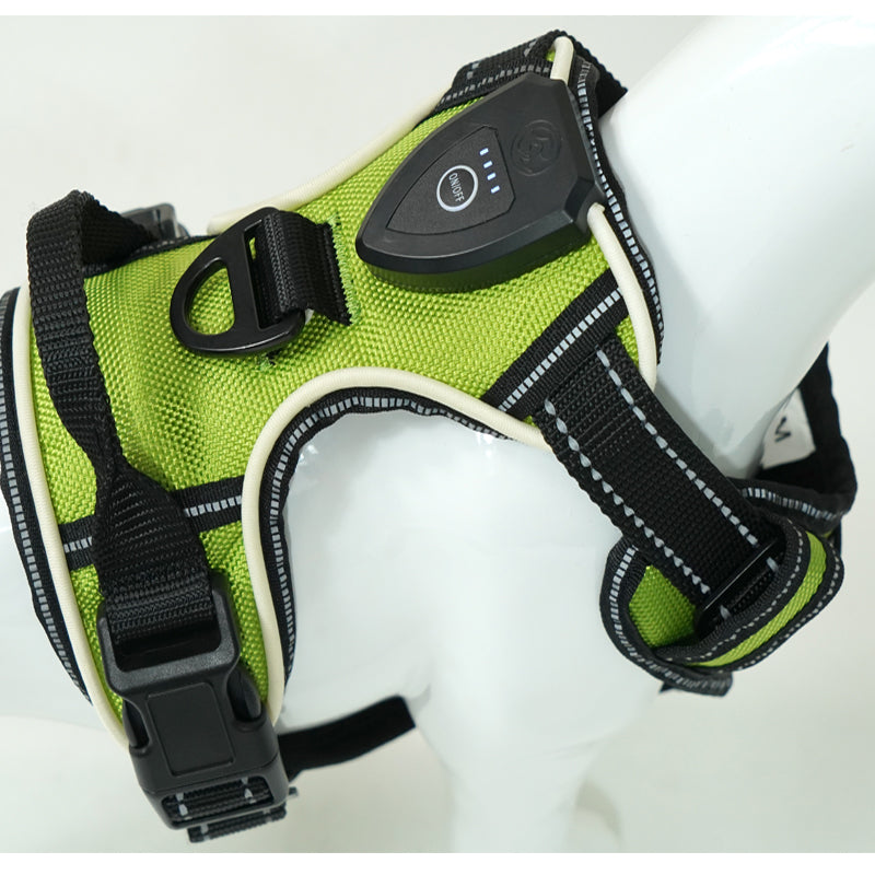 GPS-Brustgeschirr mit LED-Licht für Hunde | LuxeStyle