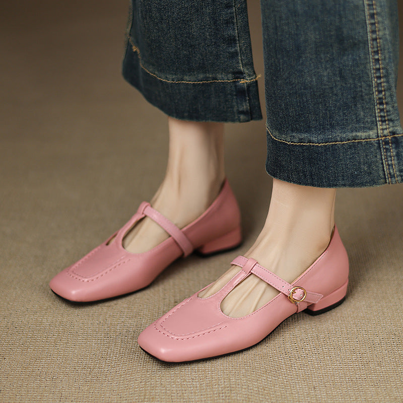 Peep Toe Pumps mit T-Riemen