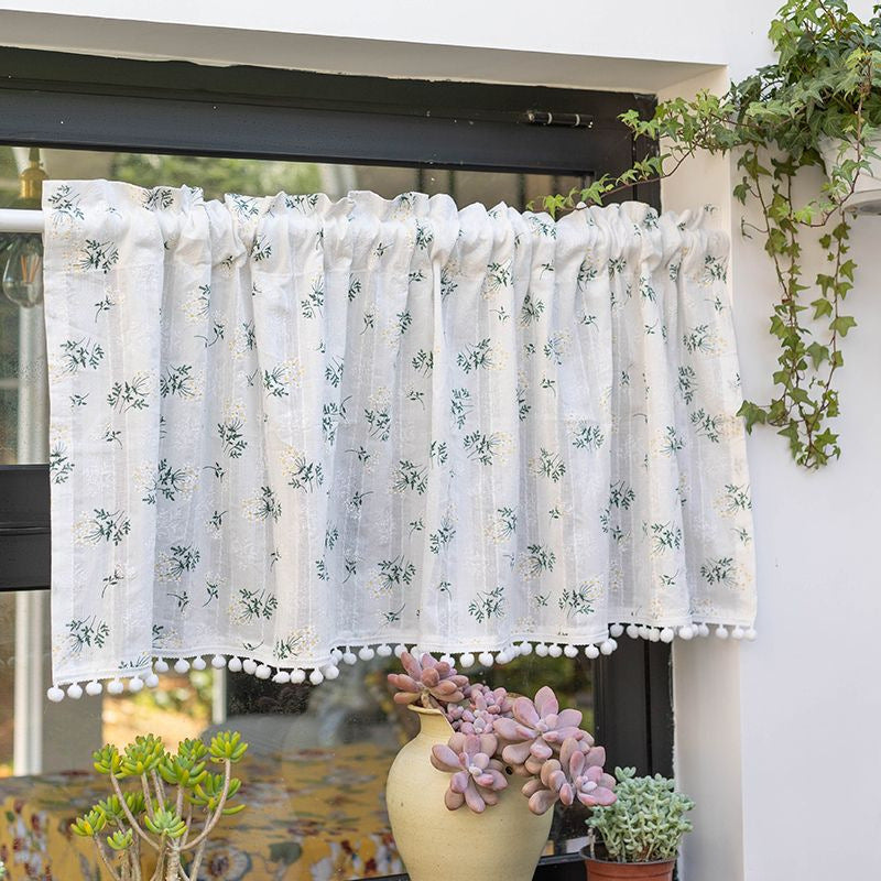 Vorhang mit Quasten und Blumenmuster – Bild 3 | LuxeStyle