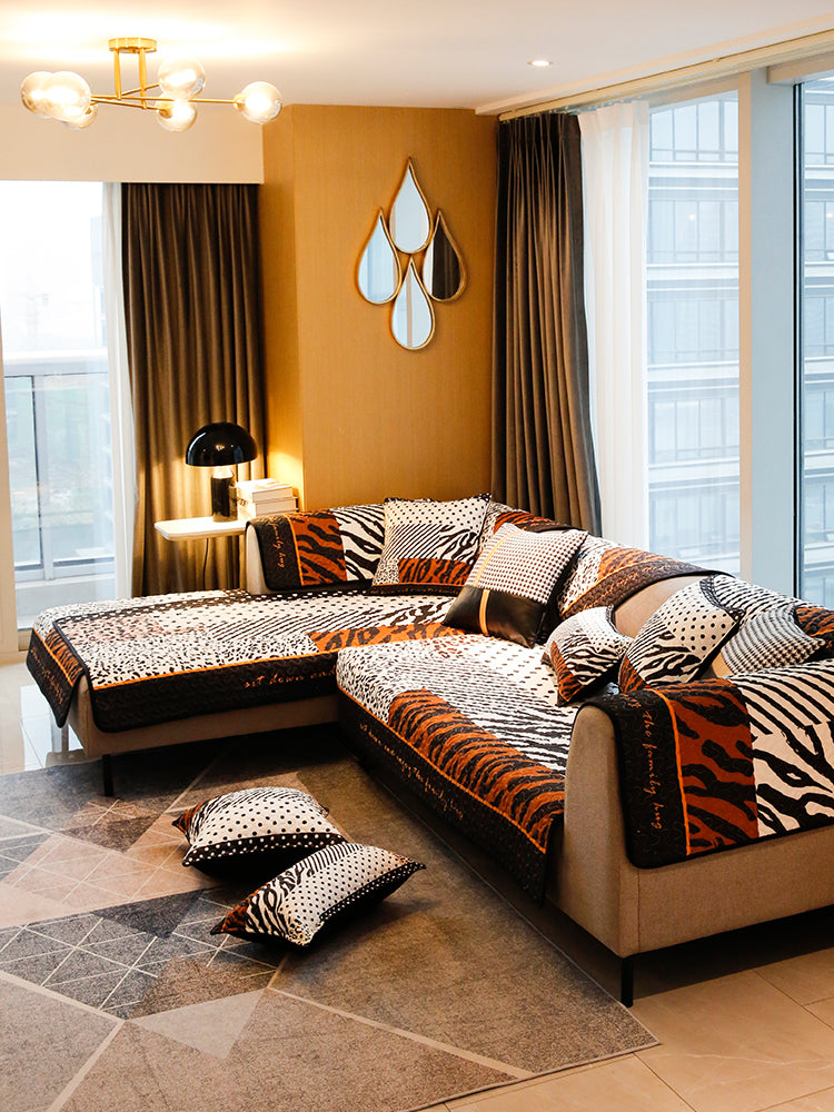Sofaüberwurf mit Tiermuster