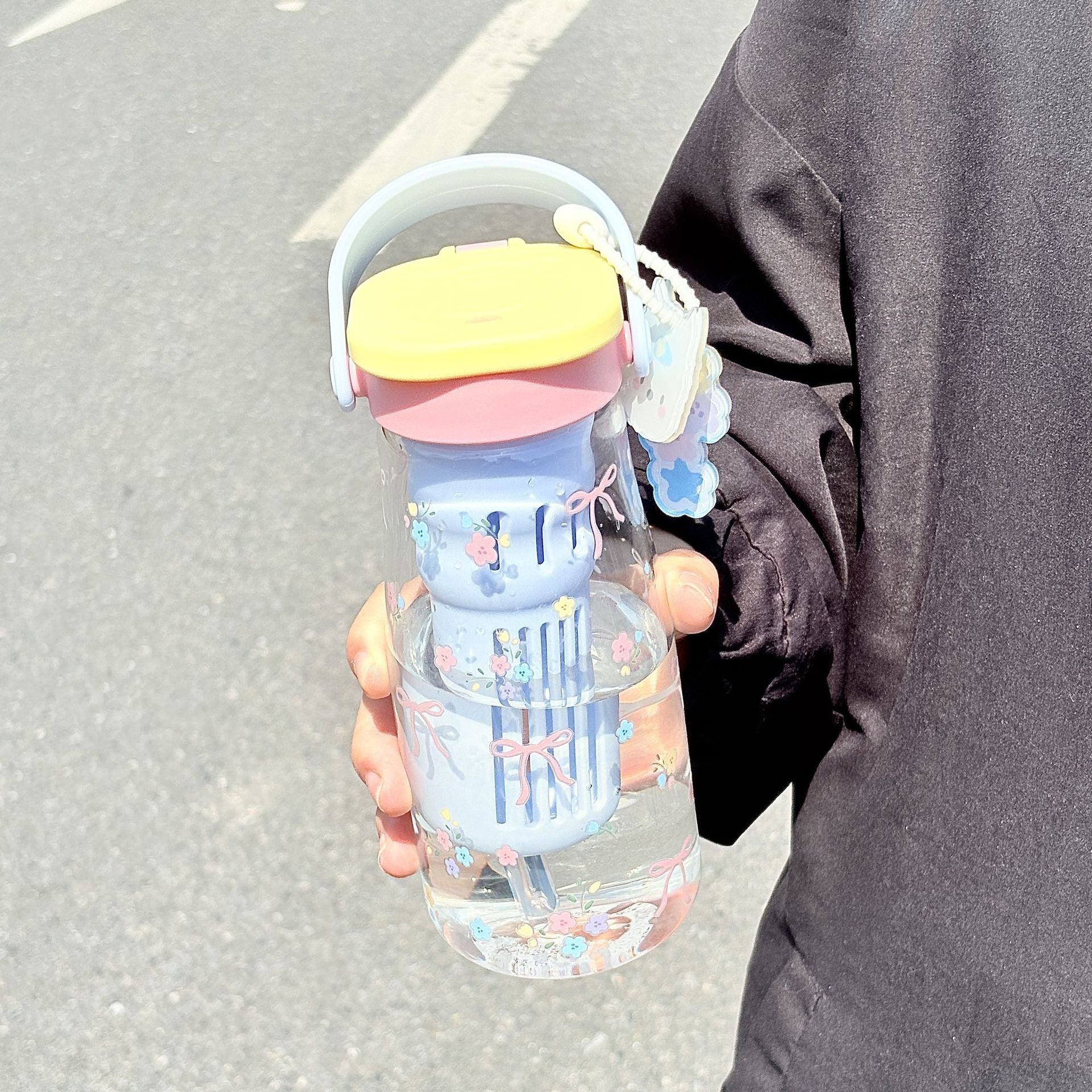 Glasbecher mit Teeinfüser