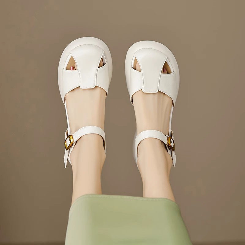Sandalen mit runden Zehen und gepolstertem Profil – Bild 7 | LuxeStyle