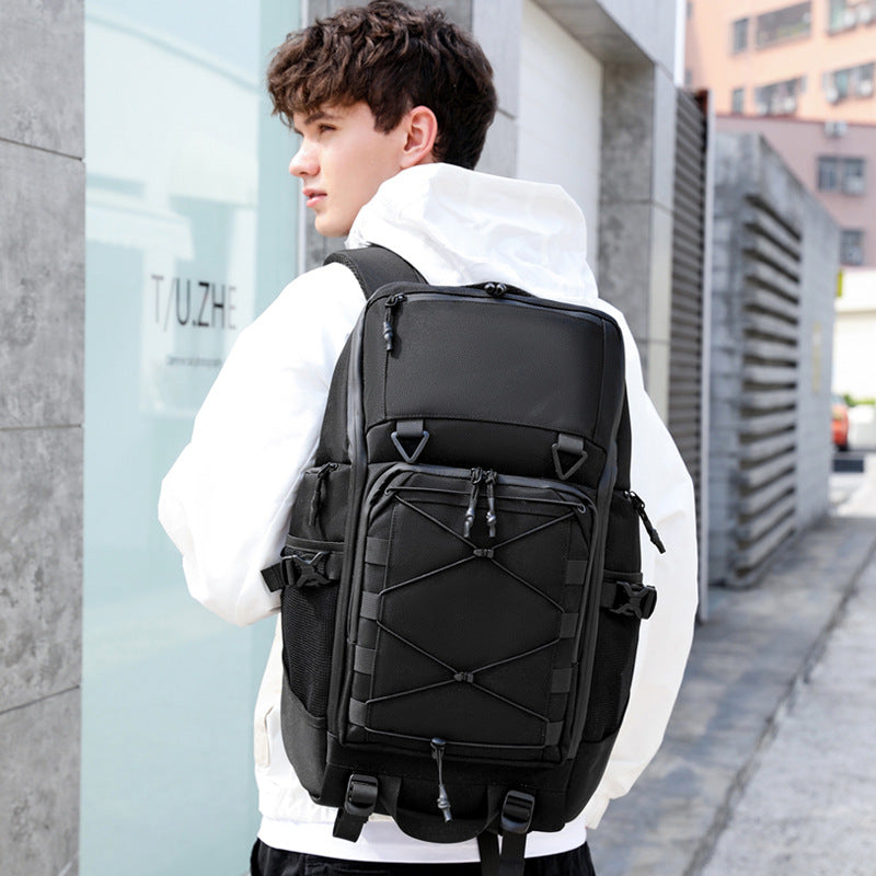 Grosser Outdoor-Rucksack für Wanderungen – Bild 4 | LuxeStyle