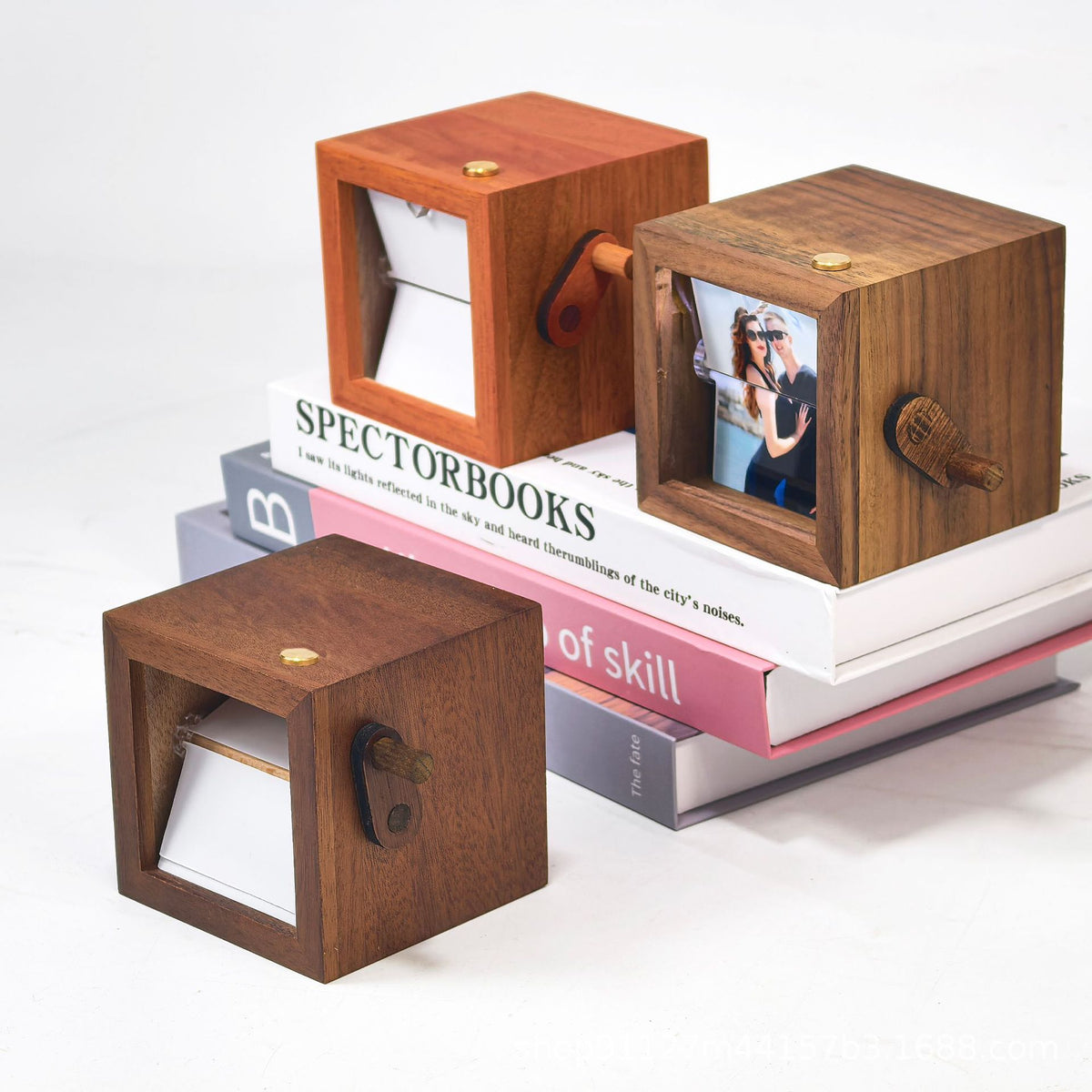 Gedenk-Bilderrahmen aus Holz – Bild 2 | LuxeStyle