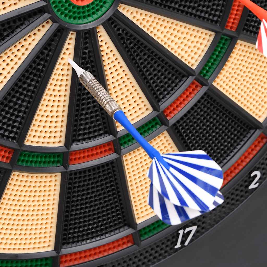 Elektronisches Dartboard mit Darts