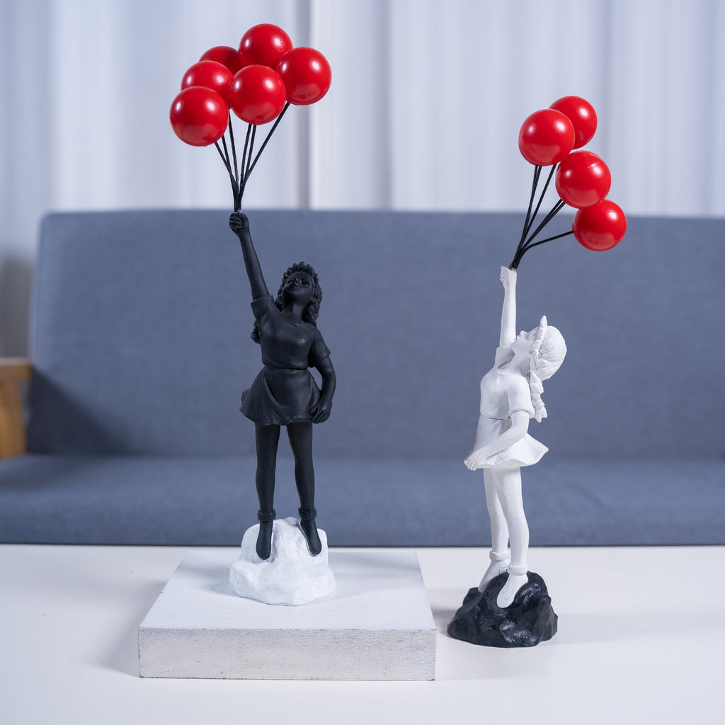 Harz-Skulptur Mädchen mit Ballon – Bild 3 | LuxeStyle
