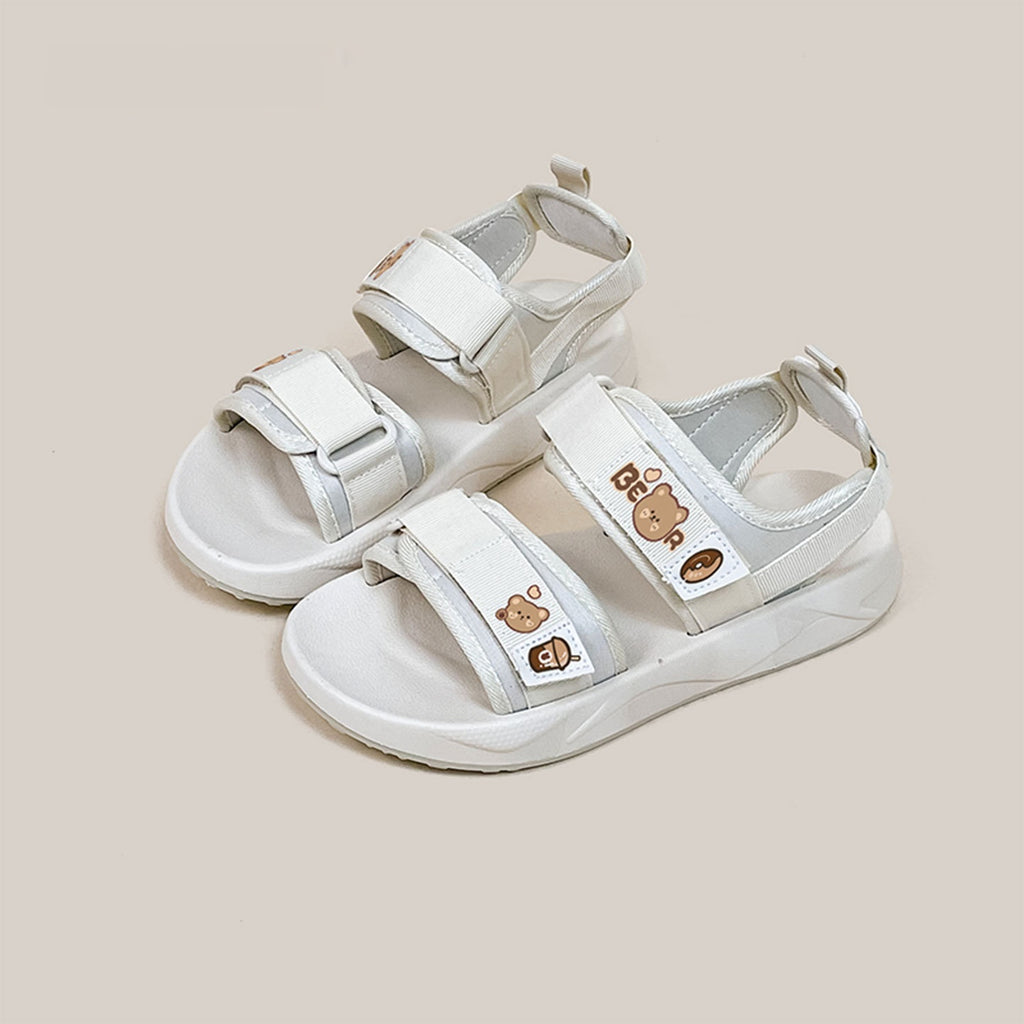 Kleine Sport-Sandalen – Bild 6 | LuxeStyle