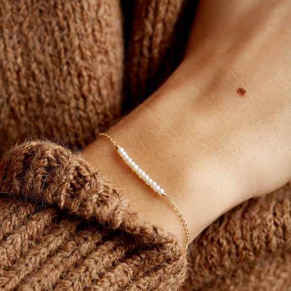 Vergoldetes 925er Silberarmband mit Perlen – Bild 4 | LuxeStyle