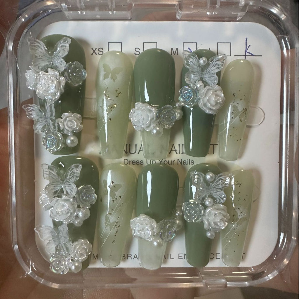 Nageldeko Rose