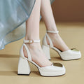 Romanische Sandalen mit hohen Absätzen – Bild 7 | LuxeStyle
