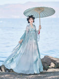 Besticktes Hanfu-Kleid im chinesischen Stil