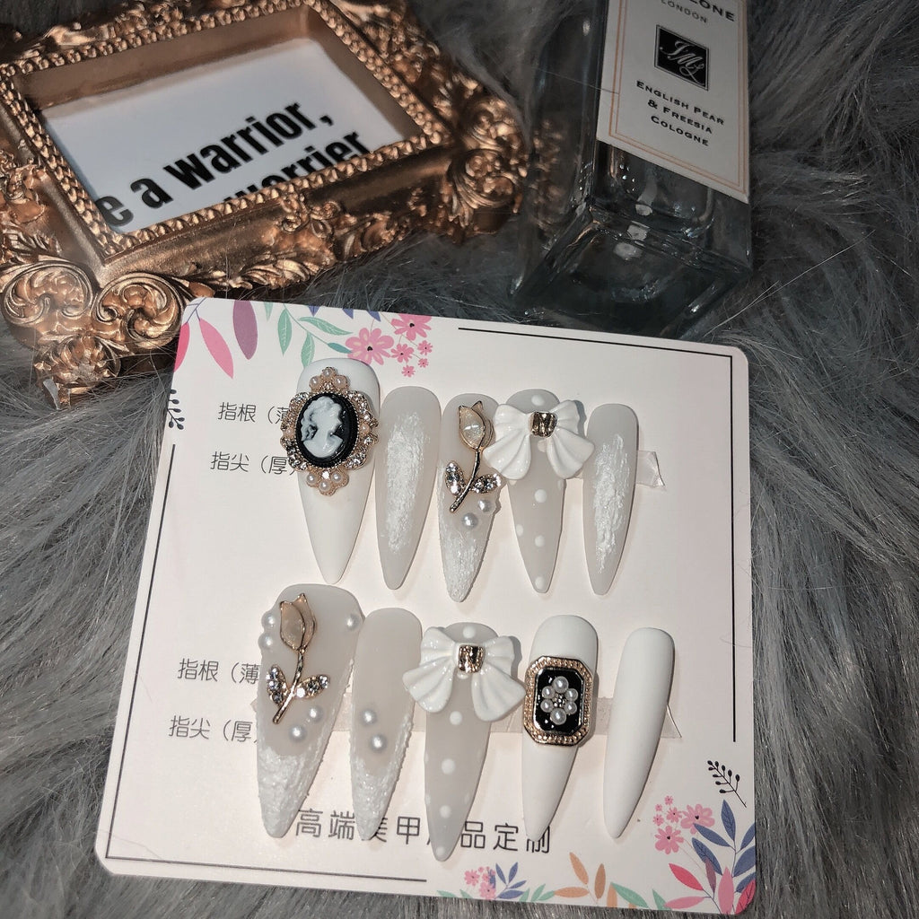 Maniküre-Set Kitty Love Flamme – Bild 5 | LuxeStyle