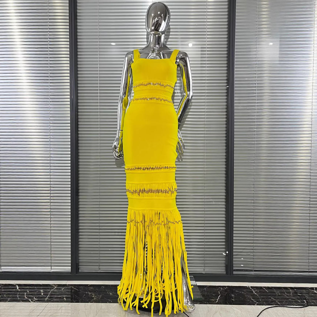 Etuikleid mit Quasten und Cut-Outs – Bild 3 | LuxeStyle