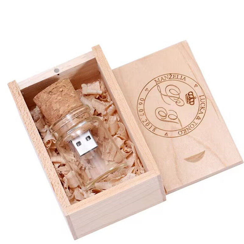 USB-Stick «Wunschflasche» aus Holz