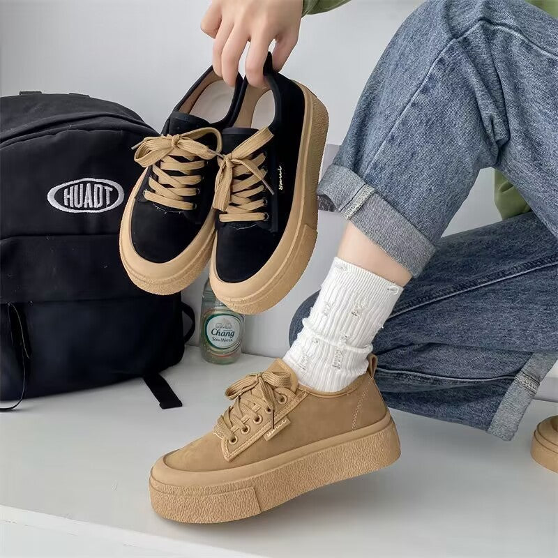 Chunky Freizeitschuhe mit Schnürung
