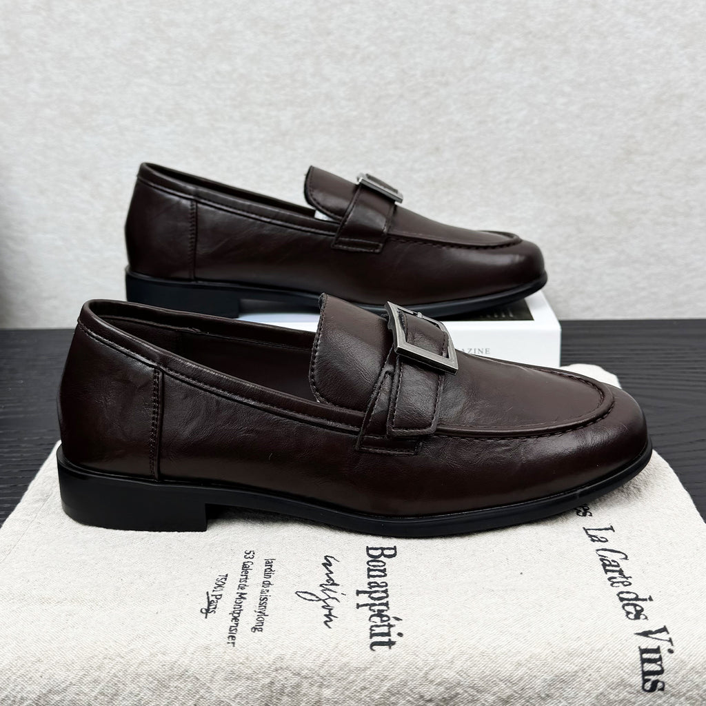 Leder-Slipper mit Metallschnalle