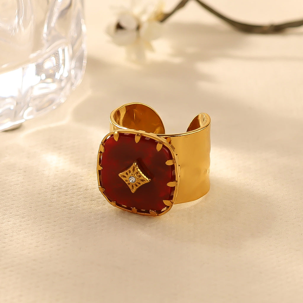 Gold-plattierte Ring
