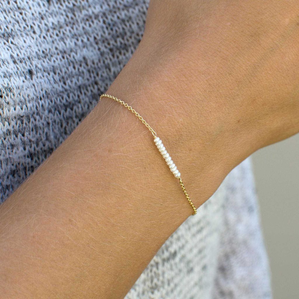 Vergoldetes 925er Silberarmband mit Perlen – Bild 3 | LuxeStyle