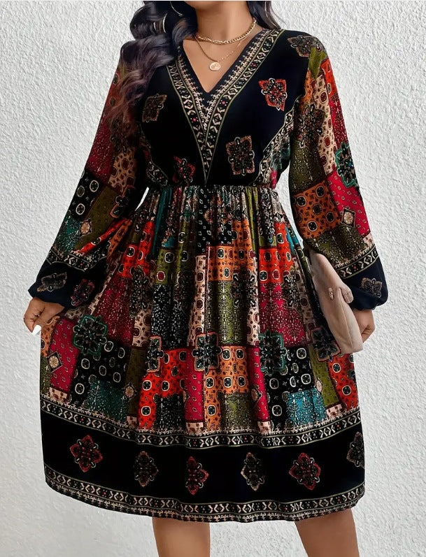 Damen Langarmkleid mit V-Ausschnitt – Bild 2 | LuxeStyle