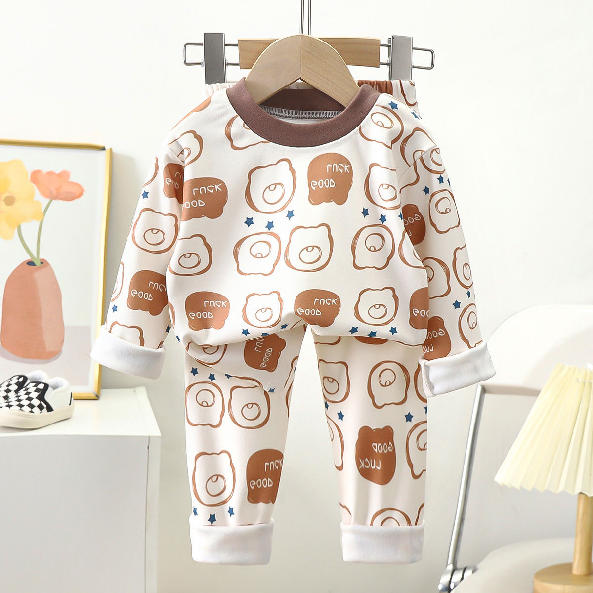 Zweiteiliges warmes Schlafanzug-Set für Kinder – Bild 4 | LuxeStyle