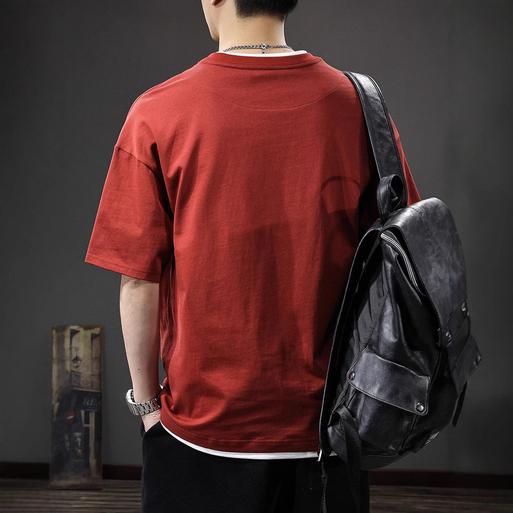 Leichter Pullover mit V-Ausschnitt