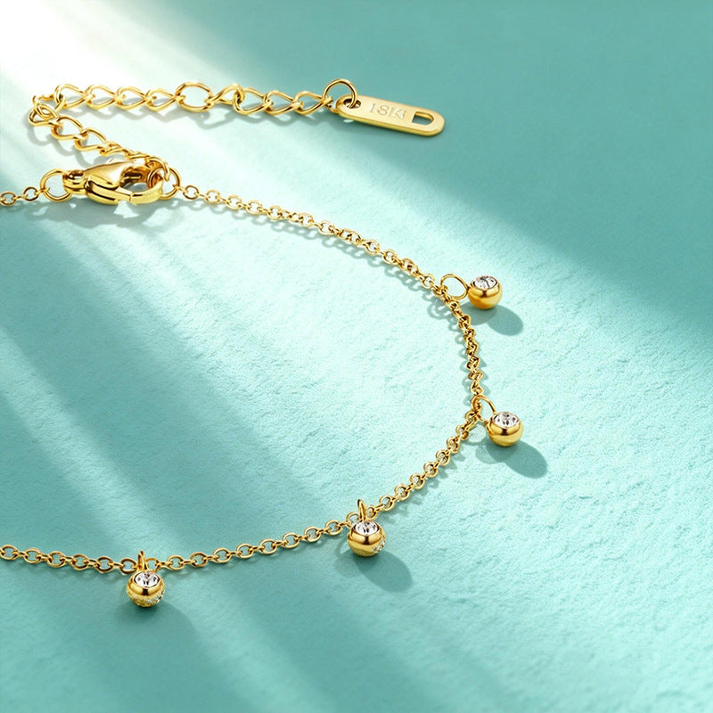 Einfacher Frauenknöchel-Schmuck