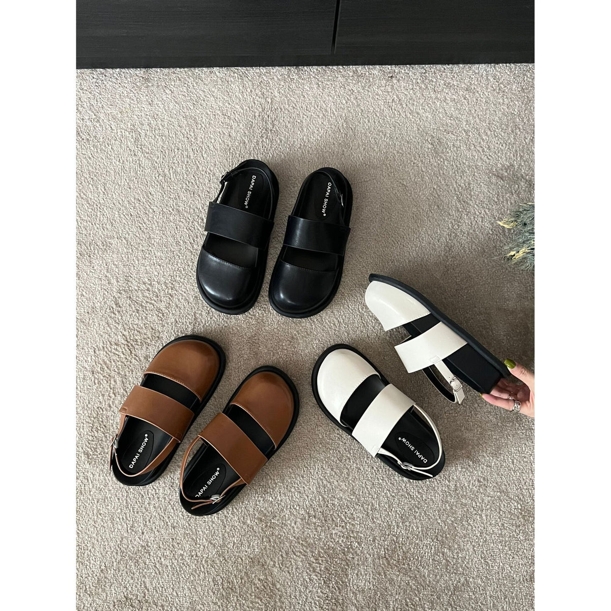 Retro One‑Strap Sandalen mit geschlossener Zehenkappe – Bild 5 | LuxeStyle