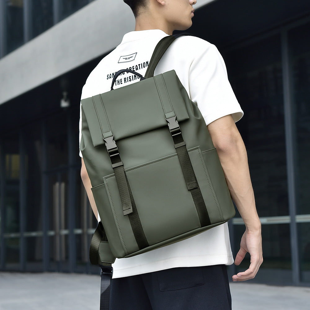 Stilvoller Herrenrucksack mit Seitentaschen – Bild 5 | LuxeStyle