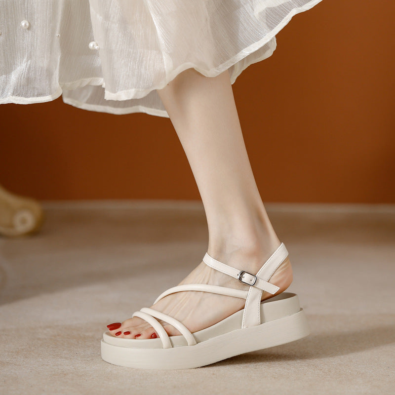 Fairy Style Plateau Sandalen im Römer-Look – Bild 3 | LuxeStyle