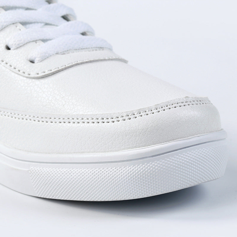 Herrenmode-Sneaker mit dicken Sohlen für mehr Höhe