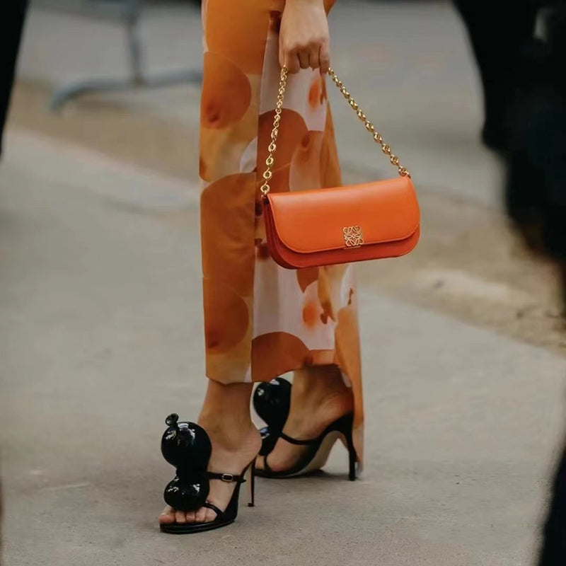 Retro-Sandalen mit Absatz – Bild 3 | LuxeStyle