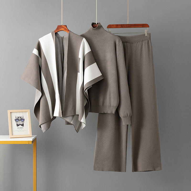 Klassisches Strickset mit Cape und Hose – Bild 5 | LuxeStyle