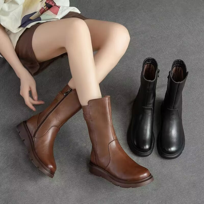 Kurze Stiefel mit Reissverschluss