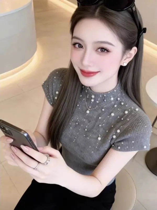 Kurzarm-Stricktop mit Rundhals