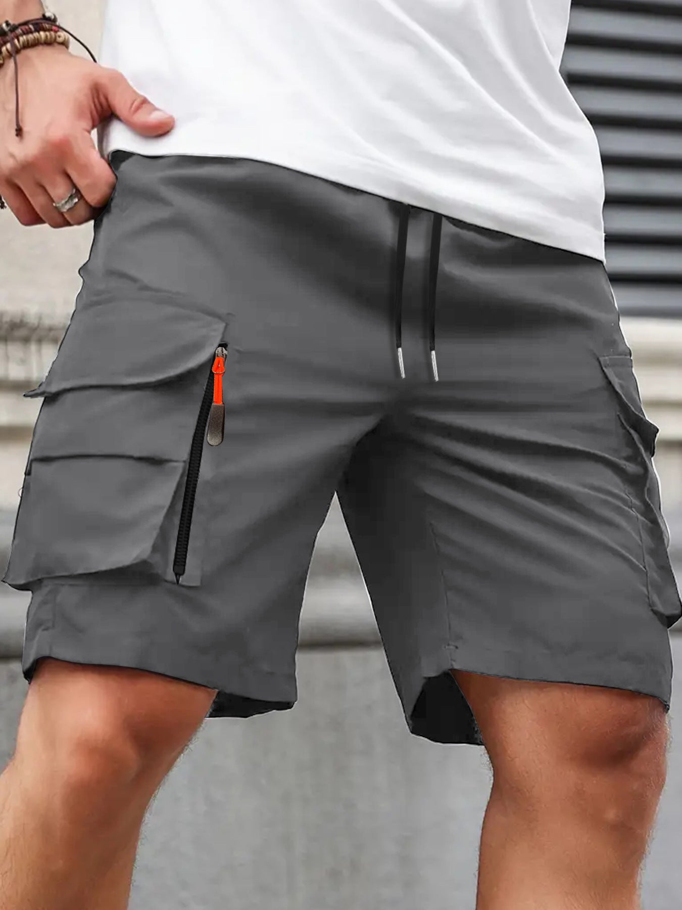 Leichte Cargo-Shorts