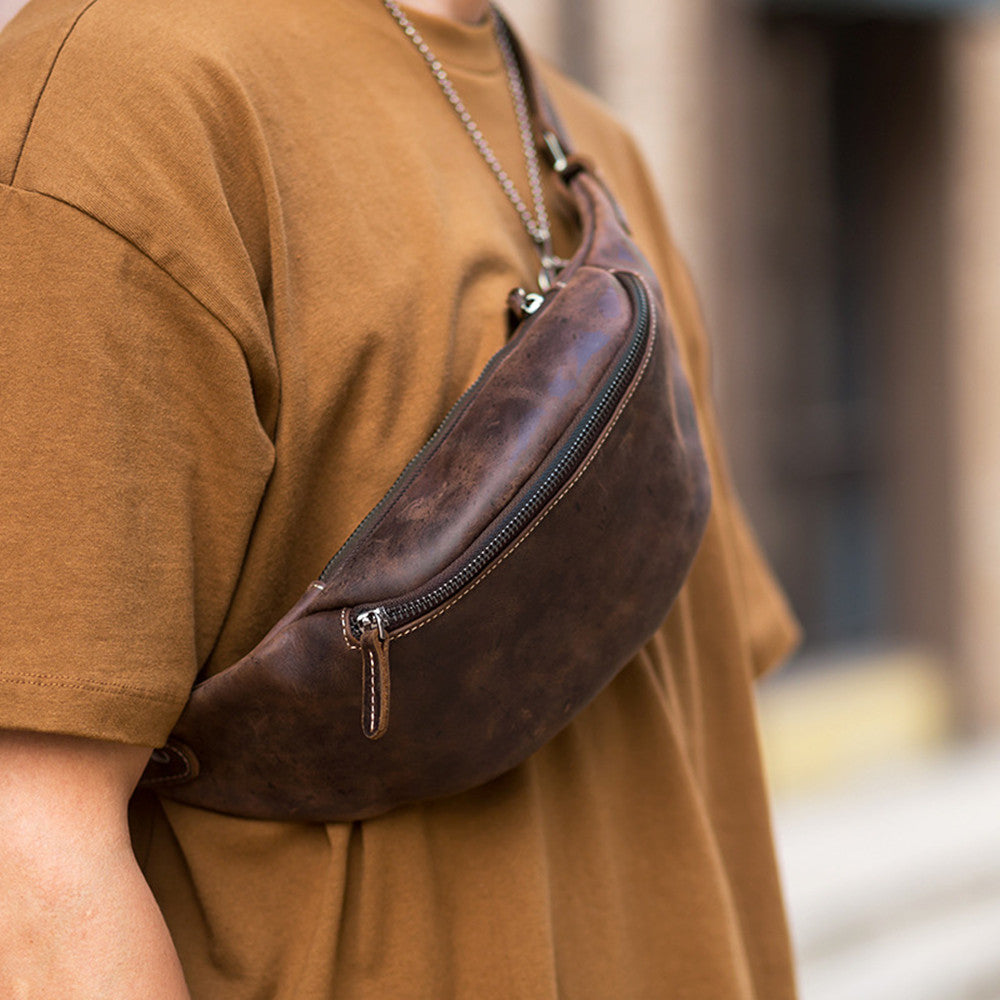 Brusttasche aus Crazy Horse Leder – Bild 8 | LuxeStyle
