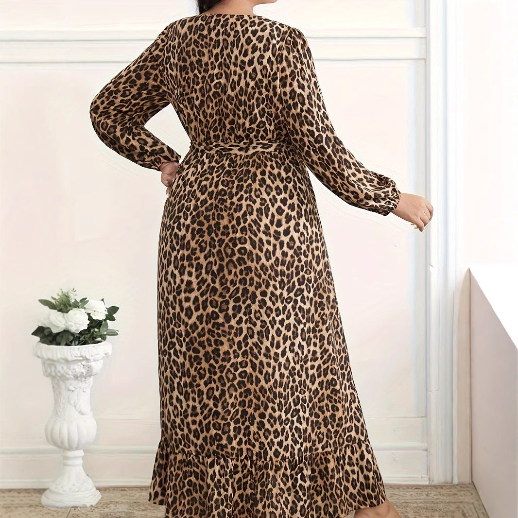 Leoparden-Maxikleid mit Schlitz und langen Ärmeln