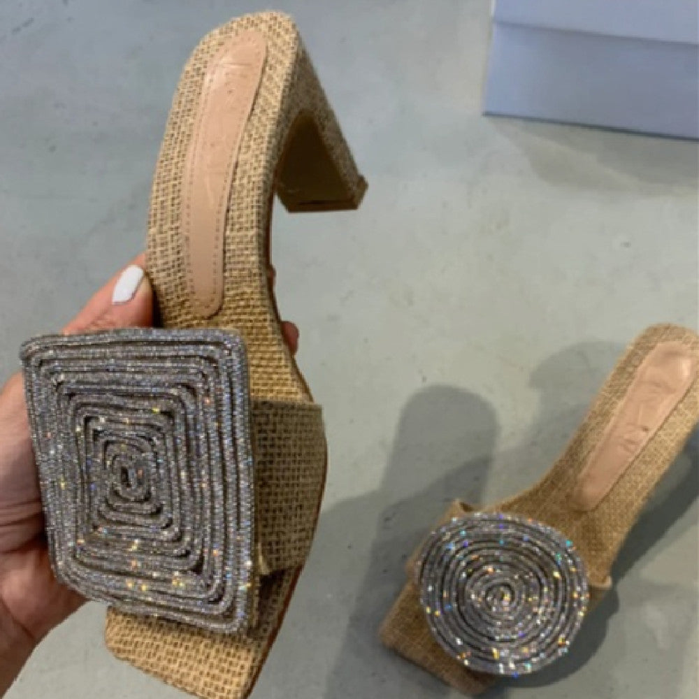 Strohgewebte Leinen-Leder Sandalen mit dicken Riemchen – Bild 1 | LuxeStyle