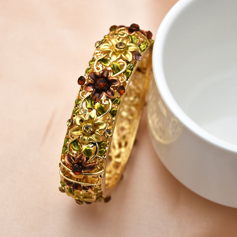 Vintage Armband mit Mohnblüten-Design – Bild 3 | LuxeStyle