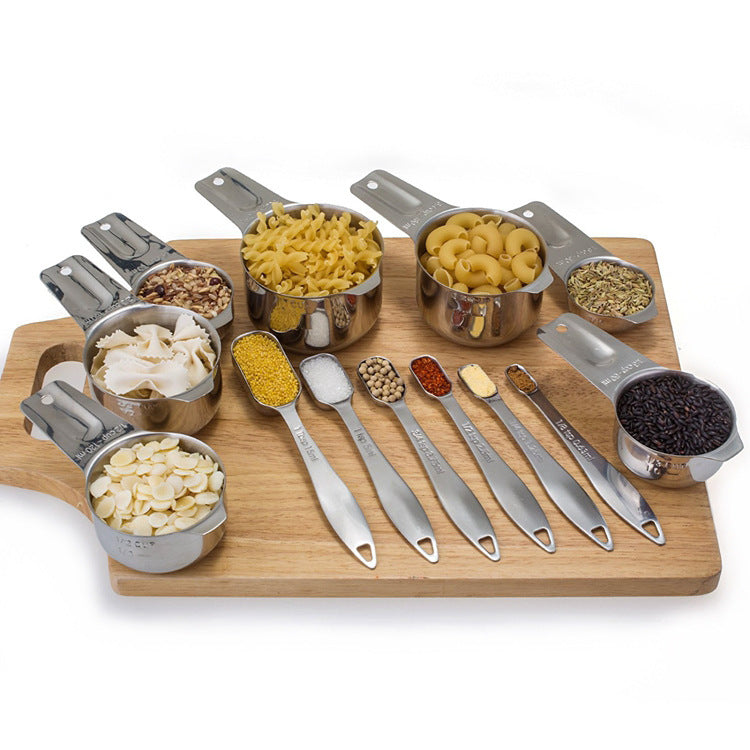 Messlöffel- und Messbecher-Set aus Edelstahl – Bild 5 | LuxeStyle
