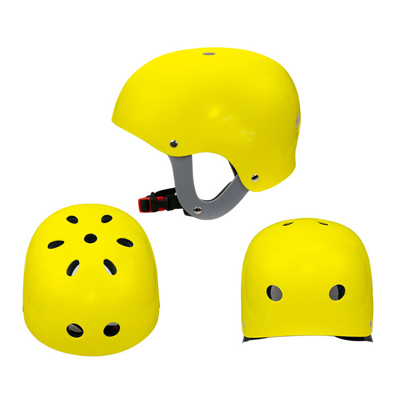 Wassersport-Helm für Kajak und Rettung