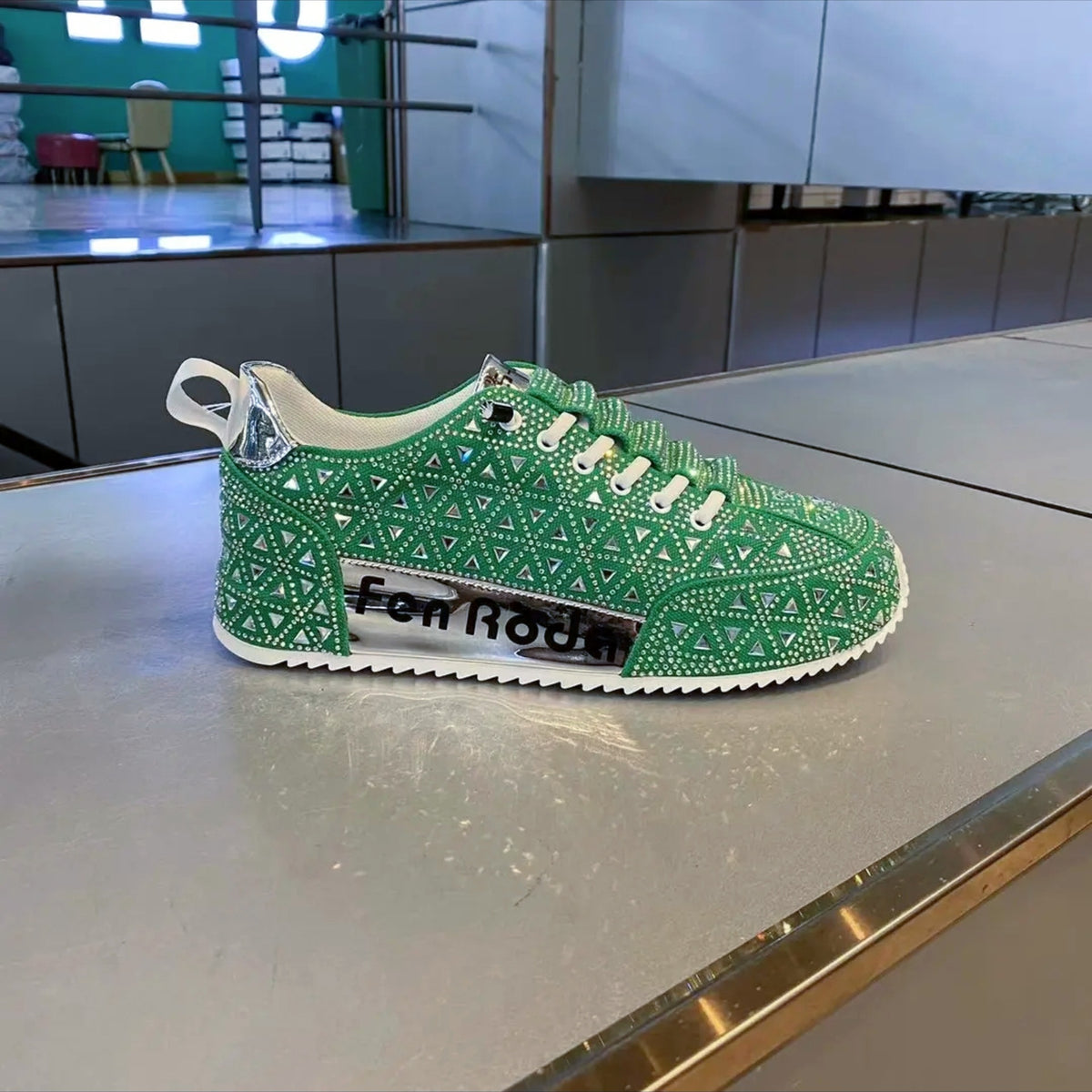 Slip-On Sneaker Herren 42 – Bild 7 | LuxeStyle