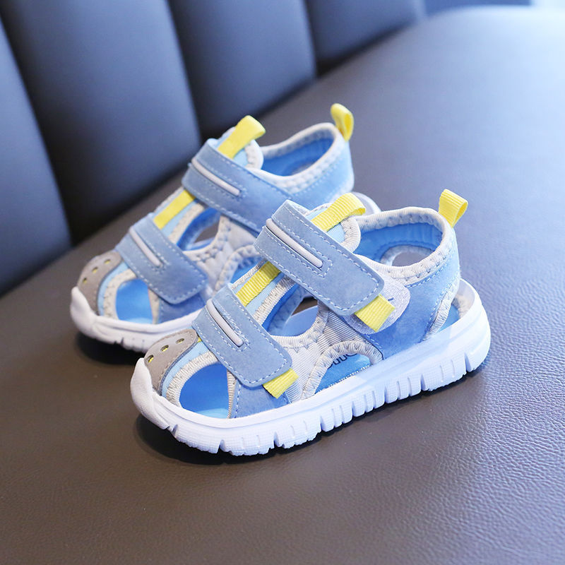 Kinder Sandalen Farbpassend